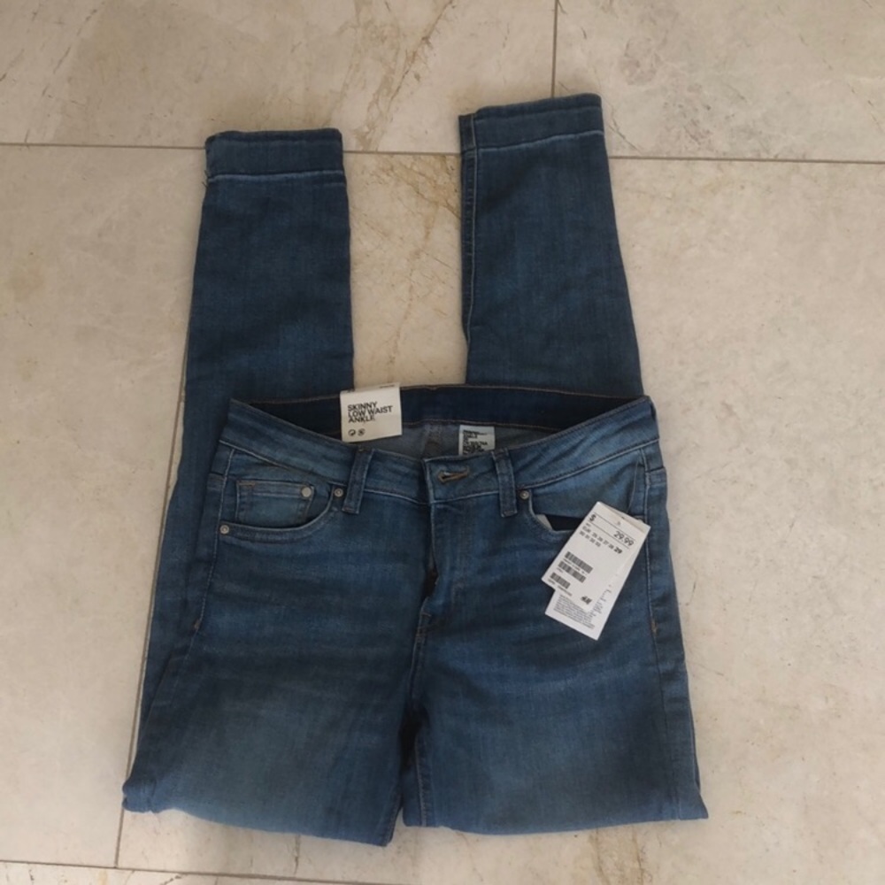 H&M skinny low waist ankle denim jeans